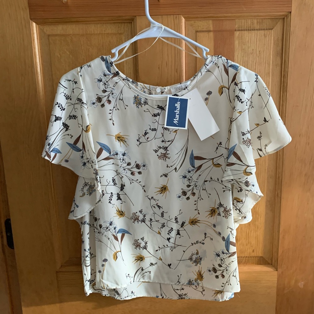 Marshall’s Sienna Sky flowy short sleeve (small)
